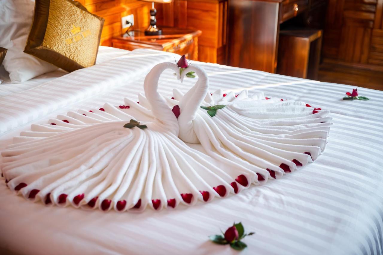 TheKing Hotel Huong Gia Ngoại thất bức ảnh