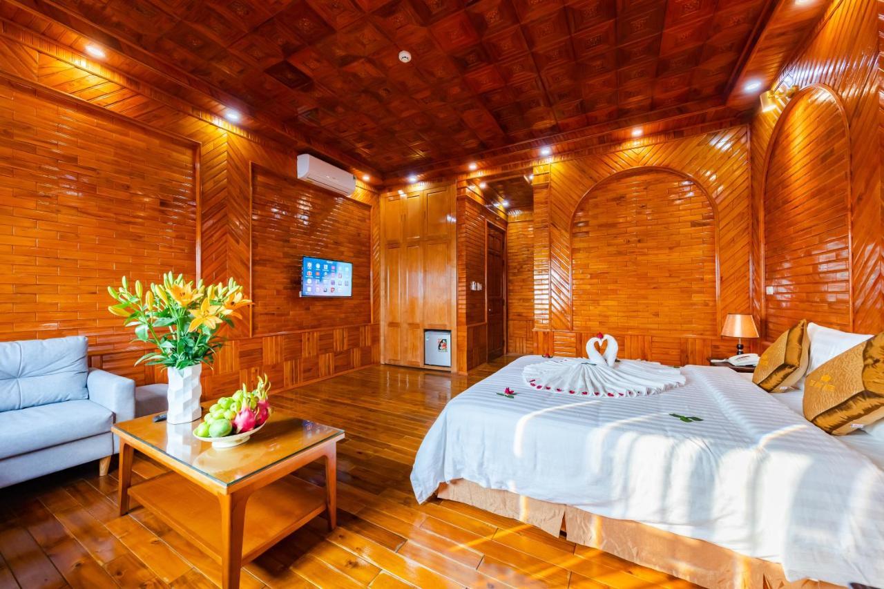 TheKing Hotel Huong Gia Ngoại thất bức ảnh