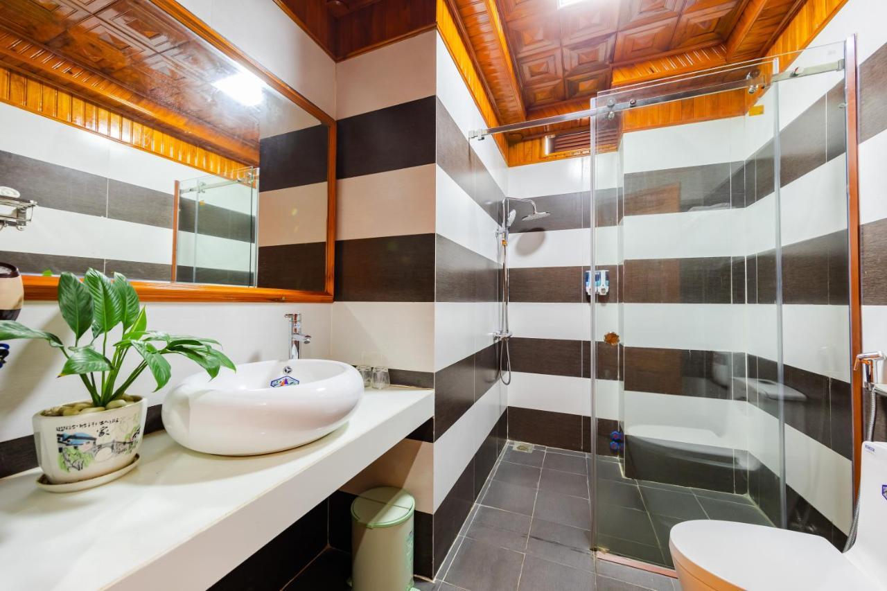 TheKing Hotel Huong Gia Ngoại thất bức ảnh